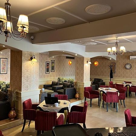 Edisem Hotel Mezez ภายนอก รูปภาพ