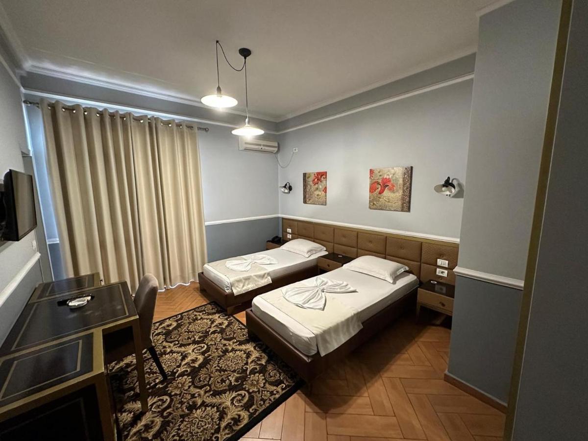 Edisem Hotel Mezez ภายนอก รูปภาพ
