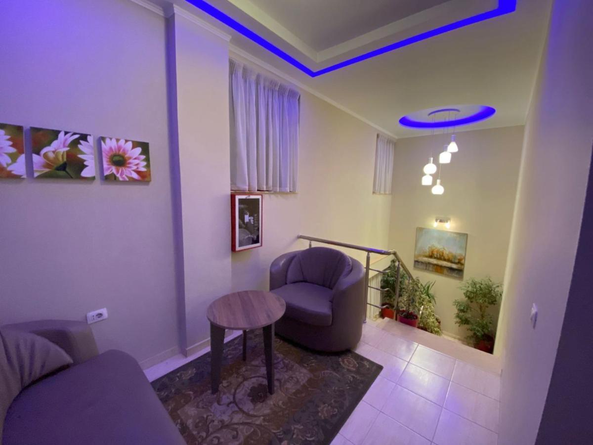 Edisem Hotel Mezez ภายนอก รูปภาพ