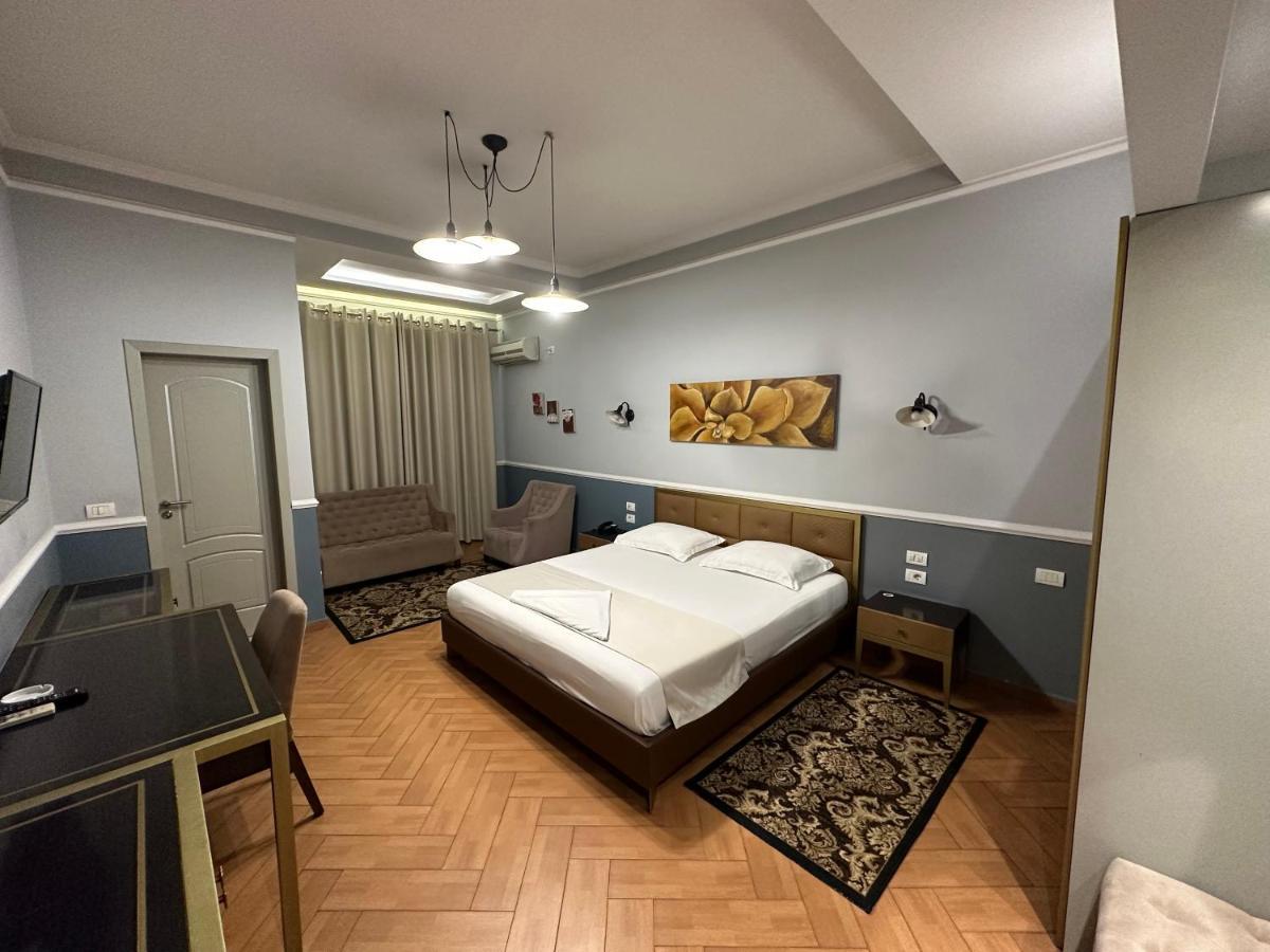 Edisem Hotel Mezez ภายนอก รูปภาพ